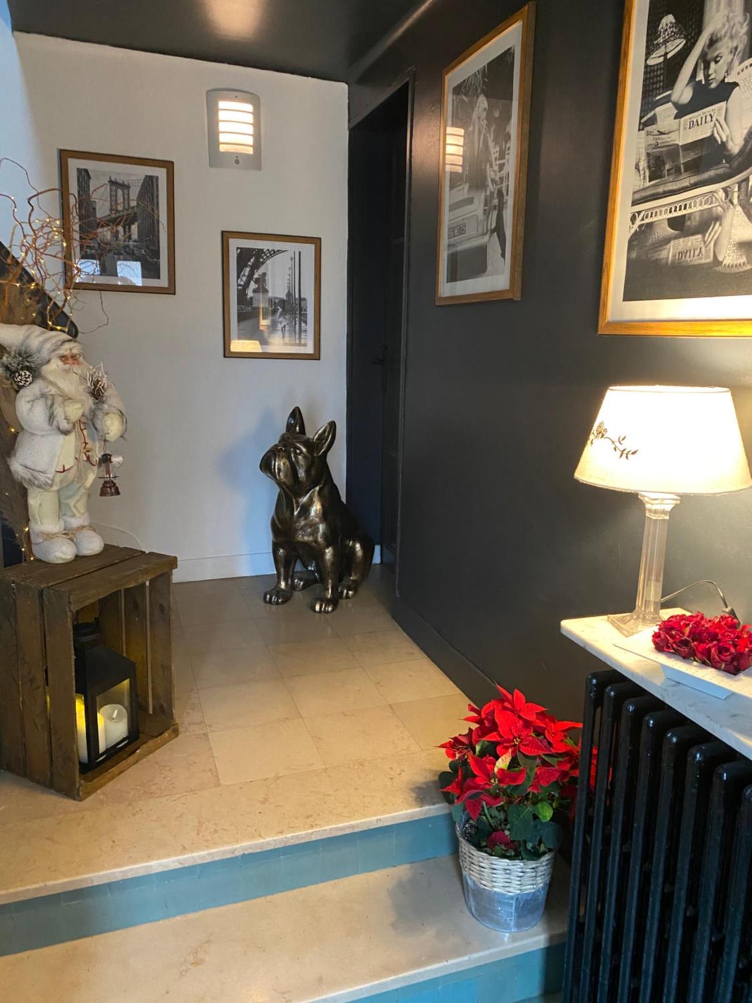 Bed and Breakfast Chez Patou Laval  Exterior foto