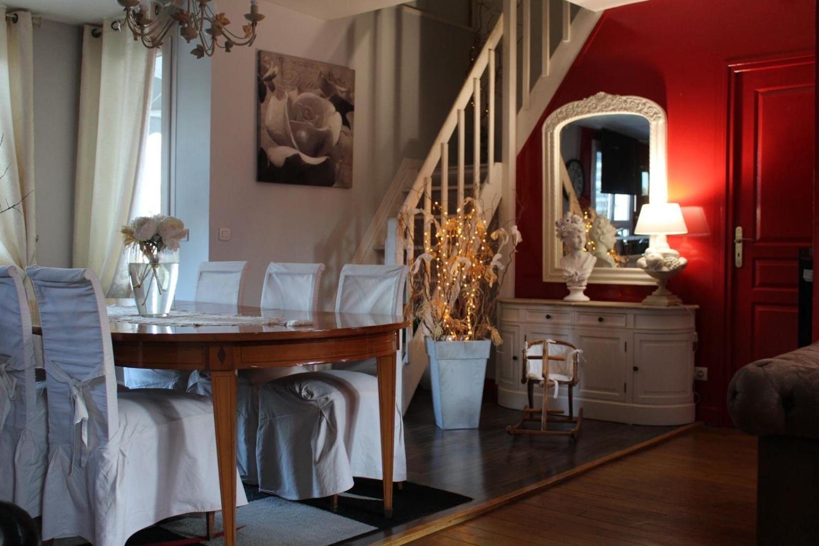 Bed and Breakfast Chez Patou Laval  Exterior foto